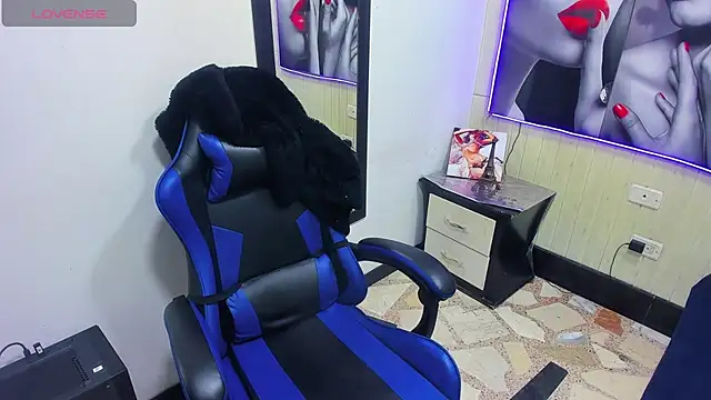 miaa_scott7's cam snapshot