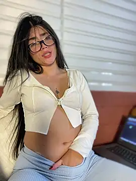 PamelaJonsom_'s cam snapshot