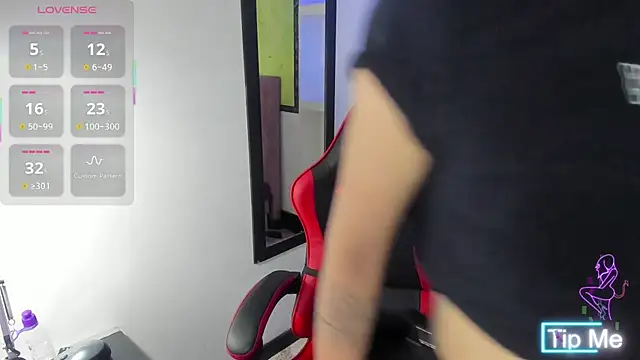 alison_moon7's cam snapshot