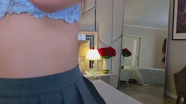 Lili_Lohan's cam snapshot