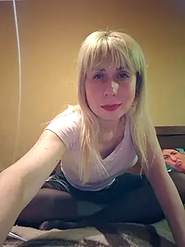 SelinaLovqx's cam snapshot