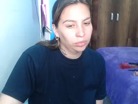 layanafuckass's cam snapshot