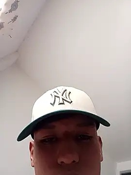 MartzJJ live sex cam