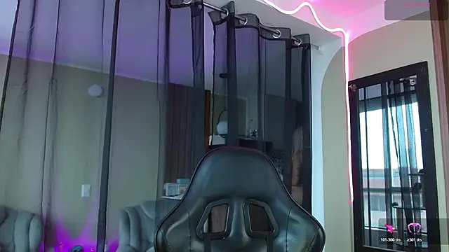 tevenwhiite live sex cam