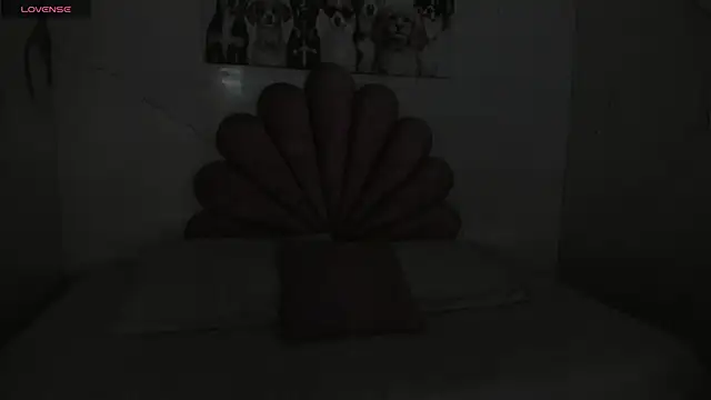 Cherrybombs_ live sex cam