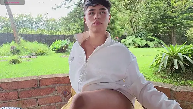 Matt_Swett live sex cam