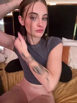 KarissaChantelle live sex cam