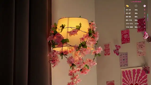 ManyMercuri's cam snapshot