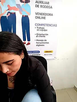 MAYE__13's cam snapshot