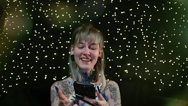 Littlespacemouse live sex cam