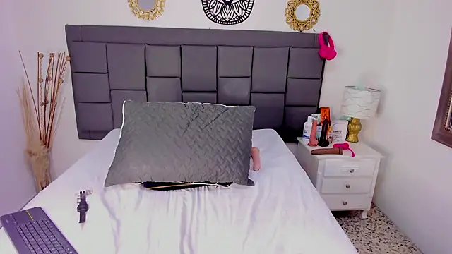 summer_williams18's cam snapshot