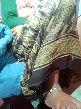 Mohni96 live sex cam