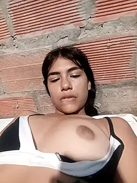 triana-hot18's cam snapshot