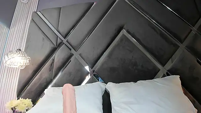 MaluDiaz live sex cam