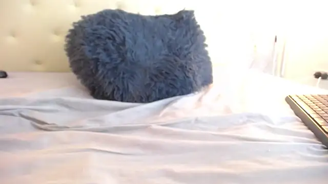 Samy_moore14's cam snapshot