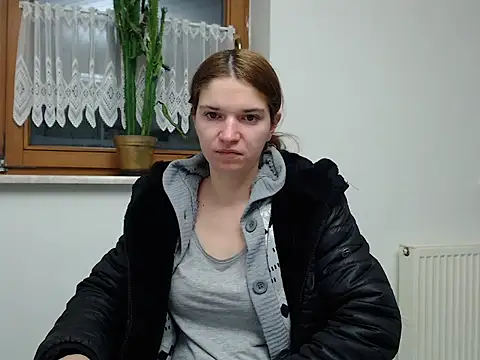 Mercedeswoman8 live sex cam