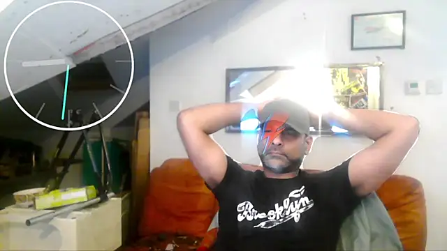 mista_sista_fista's cam snapshot