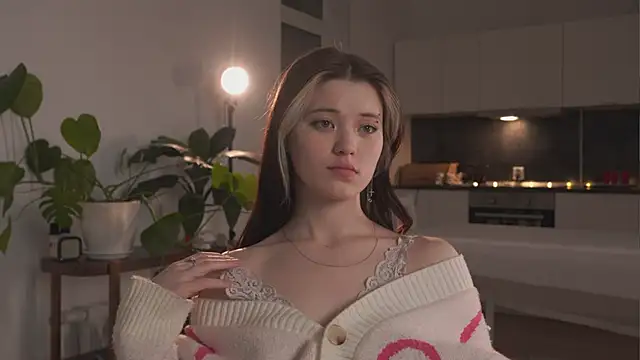 EleniRoeber's cam snapshot