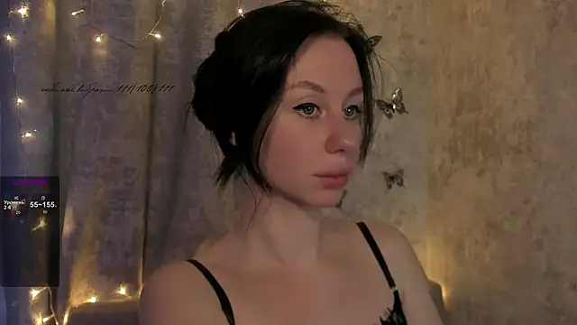 elenaaddiction's cam snapshot