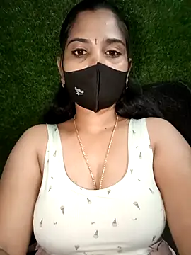 Nithyatamil's cam snapshot