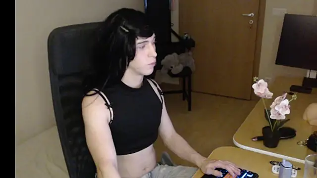 Pearl_Inferno's cam snapshot