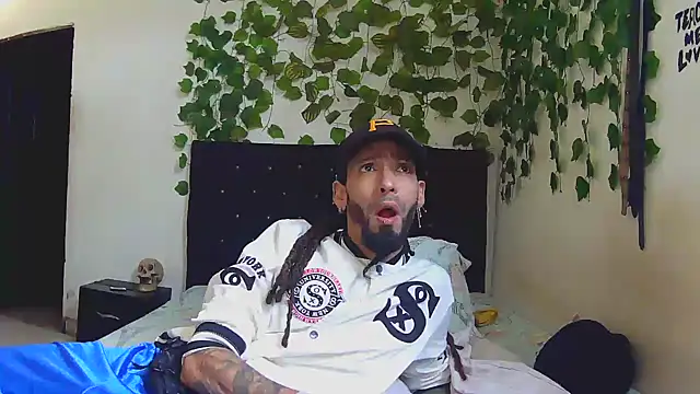 caribbeanlover1's cam snapshot