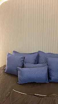 AliceRitter's cam snapshot