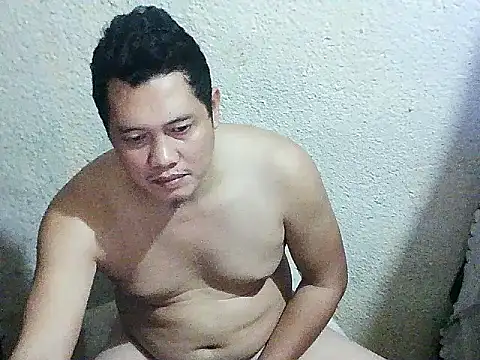 UrAsianGuy90's cam snapshot