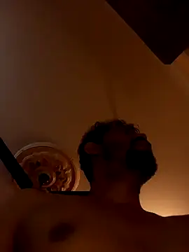 Stoner-boii-Cloudy-arhan's cam snapshot