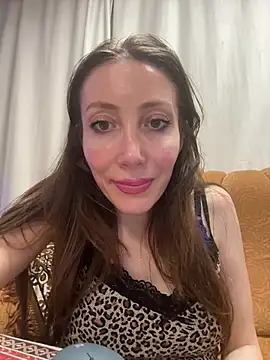 HellaryTourent's cam snapshot