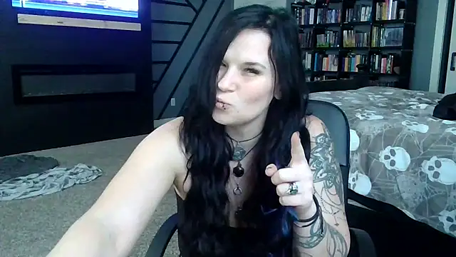 CherryWilde's cam snapshot