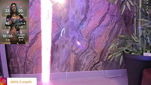 Alahia_Dangelo's cam snapshot