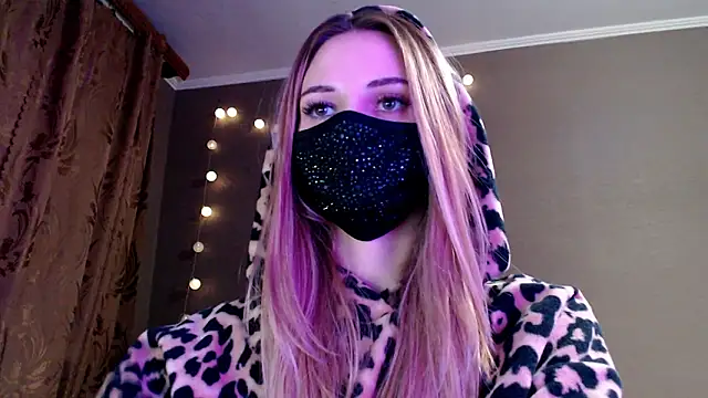 Iris_lave's cam snapshot