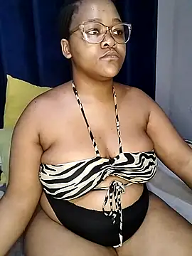 SweetJuicyPussy97's cam snapshot