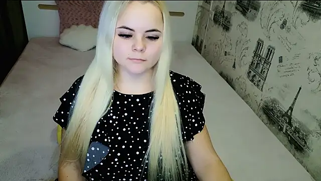 lovely-eyes's cam snapshot