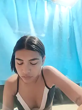 triana-hot18's cam snapshot