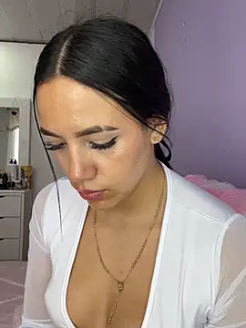 Marianahb-e's cam snapshot