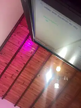 Maisa_issa's cam snapshot