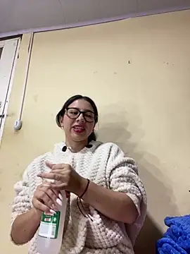 Shayla--broos live sex cam