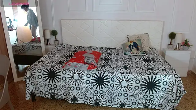 IvyShine7's cam snapshot