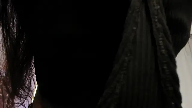 canelleGarces's cam snapshot