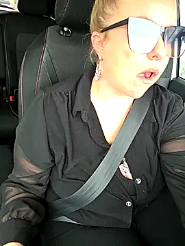 julimonroe's cam snapshot