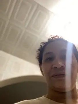 Carola-Ross live sex cam