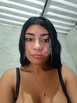 Sweed-virgin-pussy live sex cam