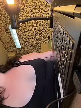 EnsayoNocturno's cam snapshot