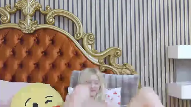 SiennaShapiro live sex cam