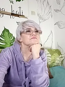 Catty_Lady's cam snapshot