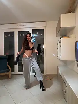 Amani_thewolf's cam snapshot