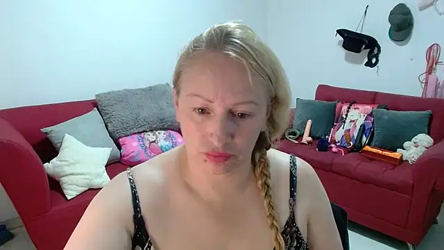 emperabigbootybigass's cam snapshot