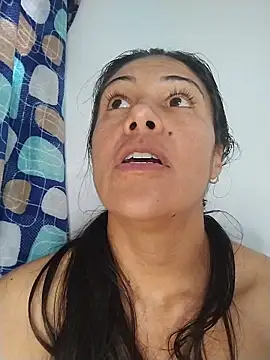 KittyHoleshot87's cam snapshot